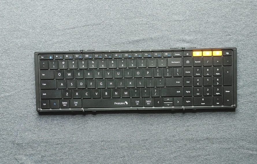 ProtoArc XK01 Foldable Bluetooth Keyboard - Image 3